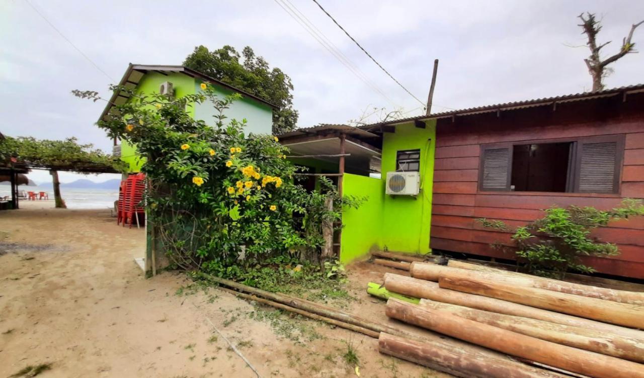 827 Chale Pe Na Areia, Completo Na Praia Do Estaleiro Em Ubatuba - 1 Dormitorio, 1 Banheiro, 1 Vaga De Garagem Eksteriør bilde